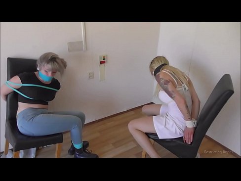 ❤️ Giyohvand / bog'langan va gagged / qayg'u ichida qiz ☑ Super seks uz.sexafinkarasskaz.ru ❤